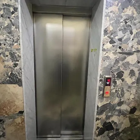 N E A דירה טיראנה